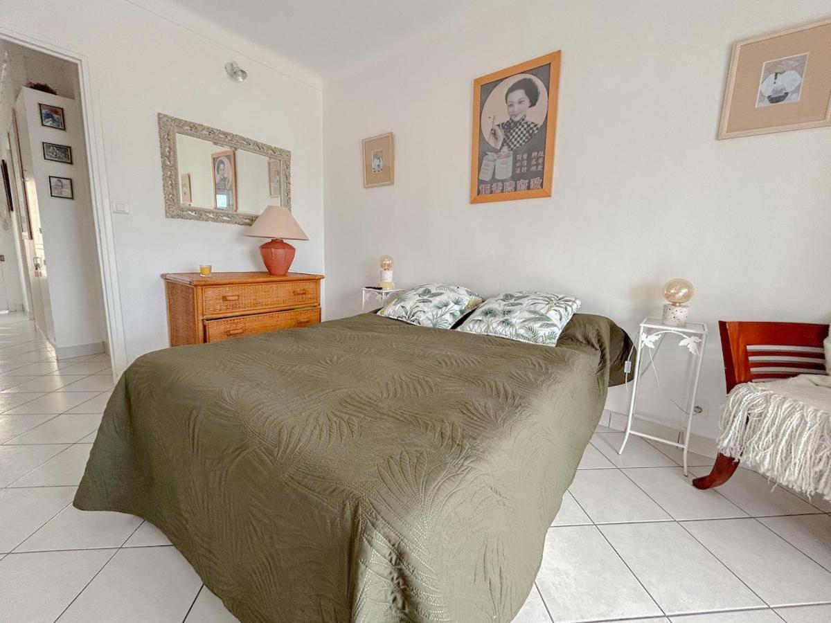 Appartement 2 Pieces En Front De A Avec Parking And Vue Fréjus
