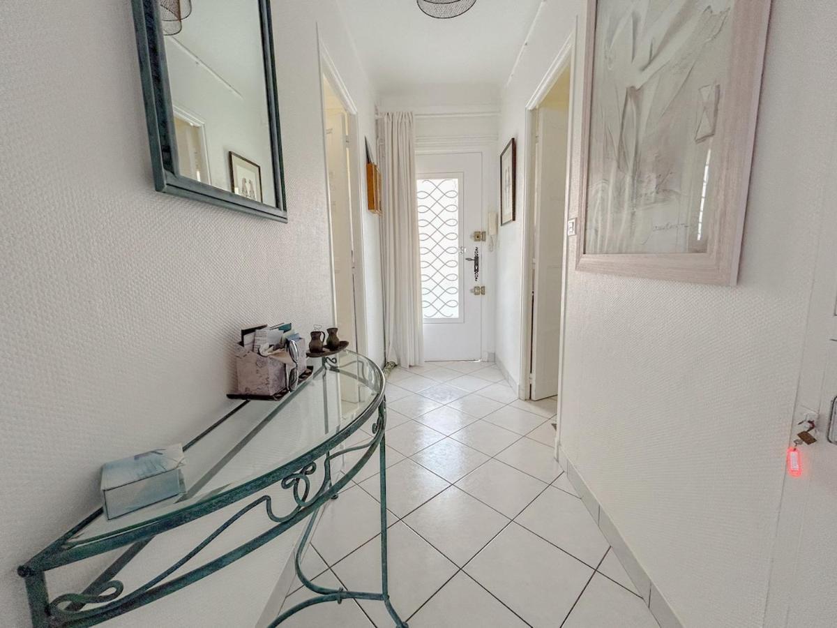 Appartement 2 Pieces En Front De A Avec Parking And Vue